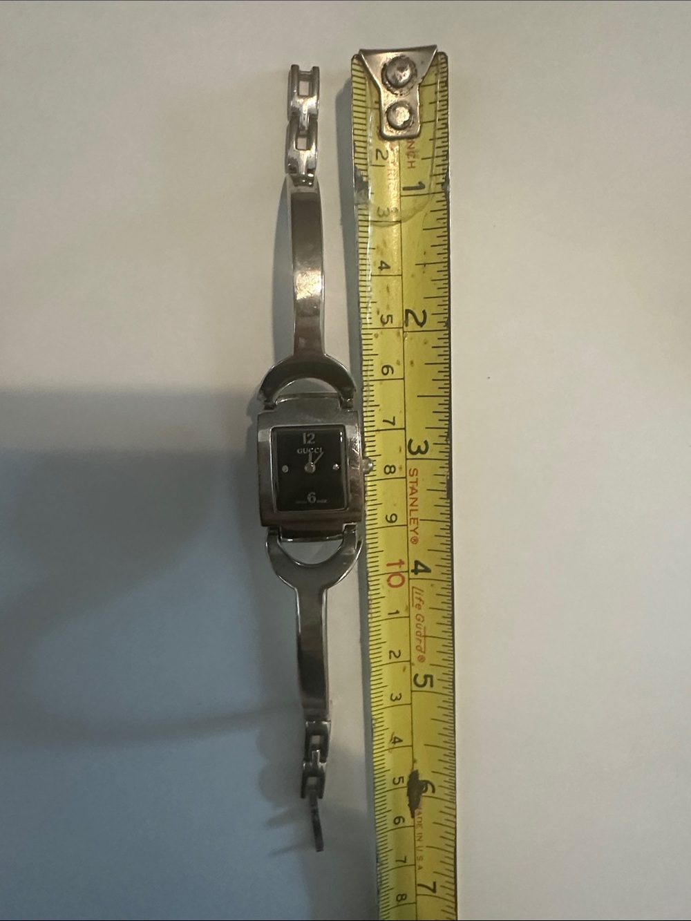 Gucci Silver Watch with Black Square Dial - Picture 6 of 9